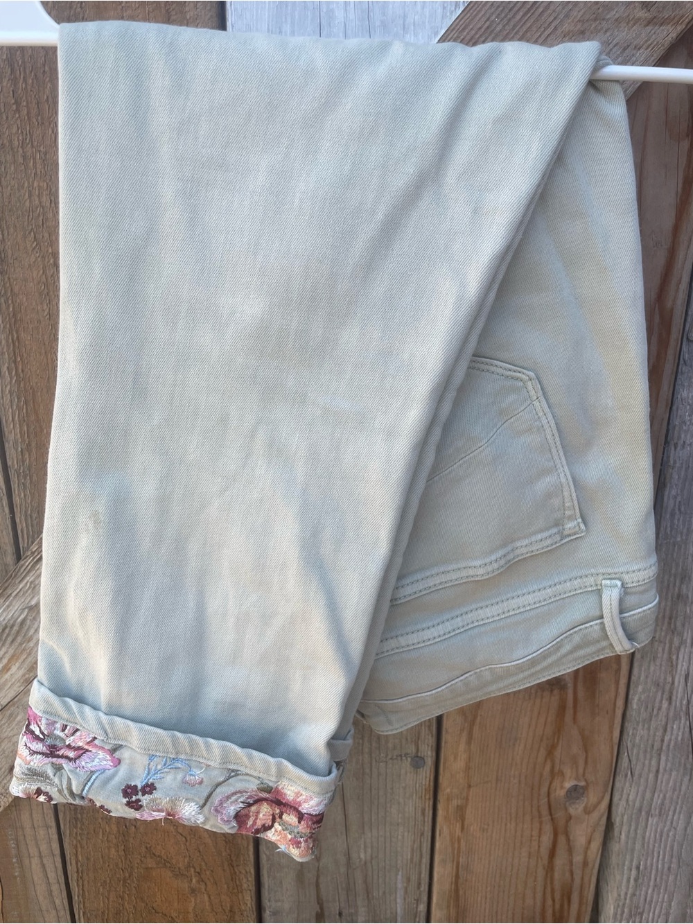 Embroidered Cuff Women’s Jeans - Cream Light Green